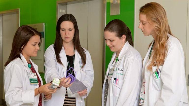 Exploring Career Opportunities with a Master’s Degree in Clinical Nutrition