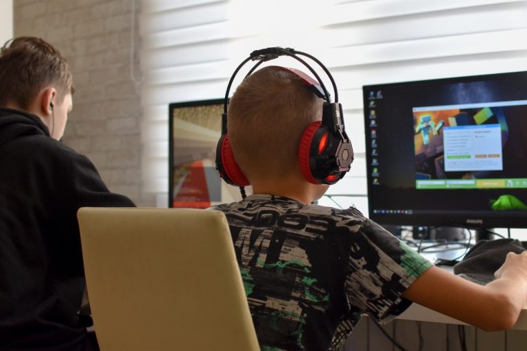 Why a Gaming VPS is a Game-Changer for Mini Militia and Other Mobile Games